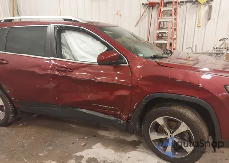 2019 Jeep Cherokee Limited 4X4 from USA, damaged, VIN 1C4PJMDX2KD413219